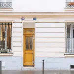 Functional Studio In Paris